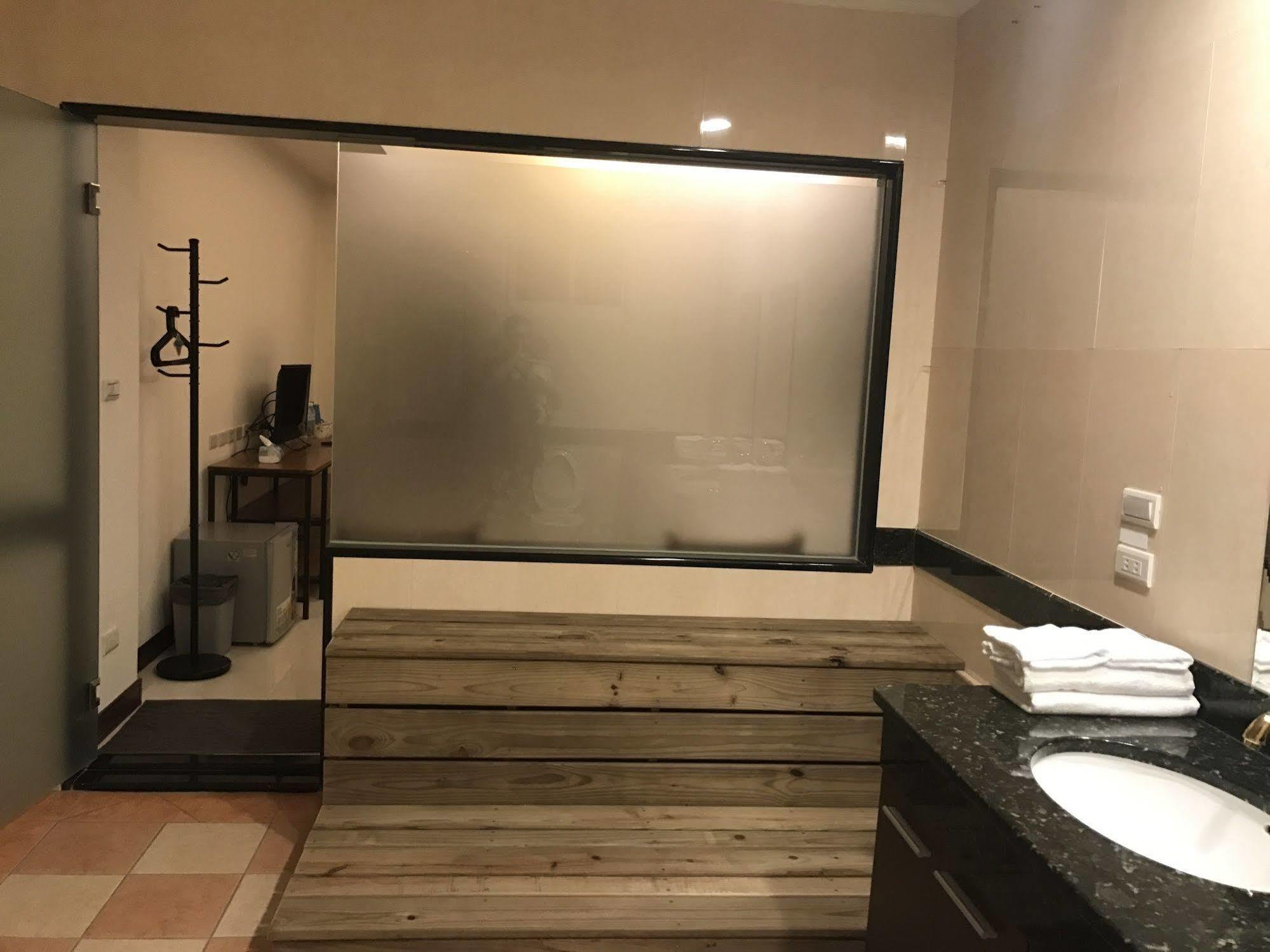 Hualien Bv B&B Bagian luar foto